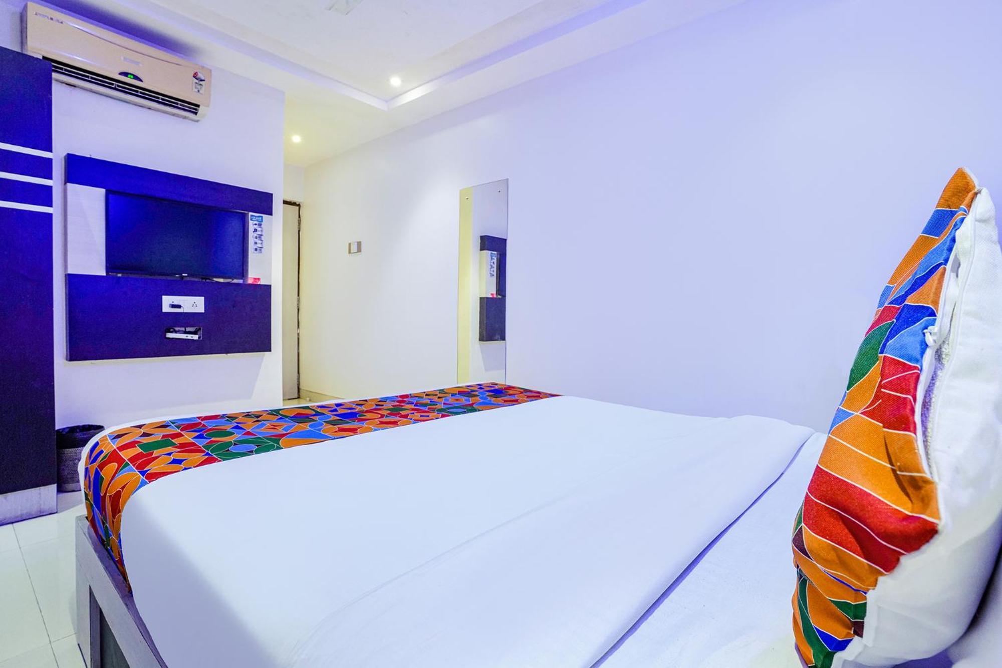Fabexpress Embassy Suites - Nr Bkc Мумбаи Экстерьер фото