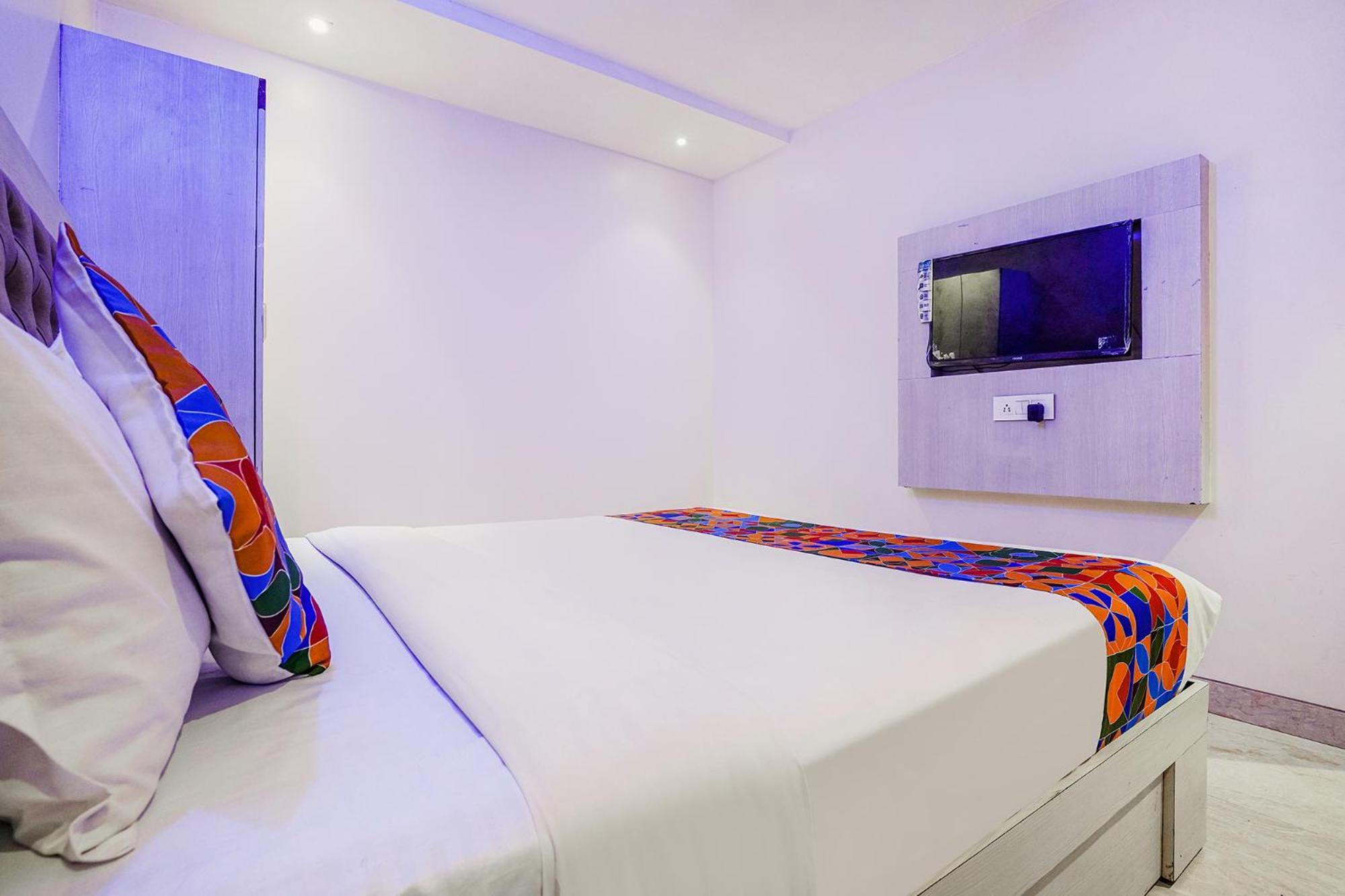 Fabexpress Embassy Suites - Nr Bkc Мумбаи Экстерьер фото